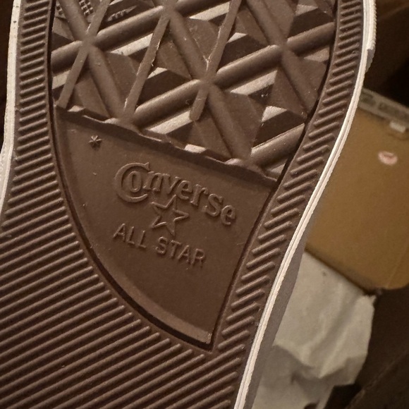 Converse Classic Green and White Sneakers - Picture 5 of 11